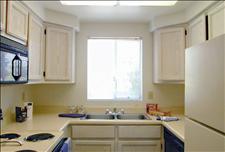 Phoenix - Ahwatukee - Village at Lakewood - Kitchen