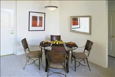 Los Angeles - North Hollywood - Academy Village - Dining Room