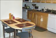 San Francisco Bay - Berkeley - Berkeley Apartments - Acton Courtyard - Dining Room