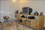 Berkeley Apartments - Acton Courtyard - Living Room