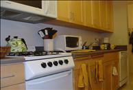Berkeley Apartments - Acton Courtyard - Kitchen