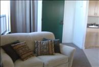 Berkeley Apartments - Bachenheimer - Living Room
