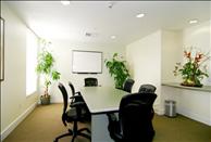 Bay Hill - Business Center