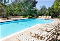 Country Oaks - Swimming Pool