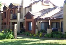Inland Empire - Chino Hills - Eagle Canyon - Exterior
