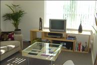 Berkeley Apartments - Fine Arts - Living Room
