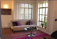 San Francisco Bay - Berkeley - Berkeley Apartments - Gaia - Living Room