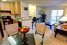 Los Angeles - Long Beach - Hathaway - Kitchen/Dining Room