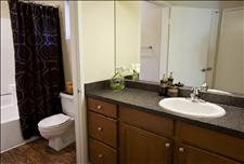 Los Angeles - Burbank - Kenwood Mews - Bathroom