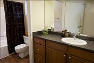 Los Angeles - Burbank - Kenwood Mews - Bathroom