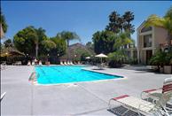 Montierra - Swimming Pool