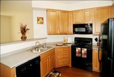 Los Angeles - Stevenson Ranch - Mountain Terrace - Kitchen