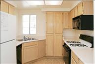Los Angeles - Valencia - Northglen - Kitchen