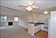 Los Angeles - Oak Park - Oak Park Apartment Homes - Living Room