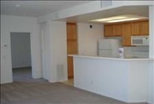 Los Angeles - Santa Clarita - The Oaks Apartments - Kitchen