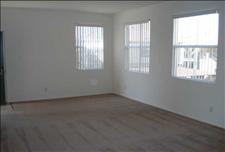 Los Angeles - Santa Clarita - The Oaks Apartments - Living Room
