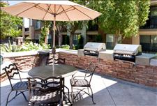 Los Angeles - Santa Clarita - The Oaks Apartments - Common Area
