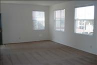 The Oaks - Living Room