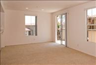 Los Angeles - Santa Clarita - The Oaks Apartments - Living Room