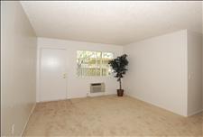 San Francisco Bay - Union City - Parkside - Living Room