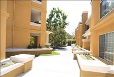 Los Angeles - Valencia - Portofino - Community
