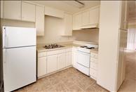 Orange County - Huntington Beach - Regency Palms - Kitchen