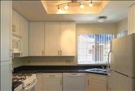 Schooner Bay Apartment Homes - Kitchen