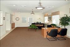 Los Angeles - Valencia - Skycrest - Leasing Center