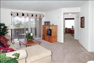 Los Angeles - Valencia - Skycrest - Living Room