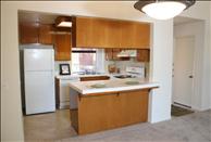 Los Angeles - Chatsworth - Summerset Village - Kitchen/Dining Room