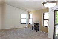 Los Angeles - Chatsworth - Summerset Village - Living Room