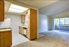 Inland Empire - Corona Hills - The Ashton - Kitchen/Dining Room