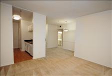 Los Angeles - Woodland Hills - Versailles - Living Room
