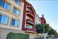 Los Angeles - Woodland Hills - Versailles - Exterior