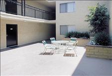 Los Angeles - Koreatown - Virgil Square - Community