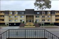 Los Angeles - Koreatown - Virgil Square - Community
