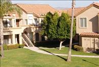 Vista Del Lago - Community