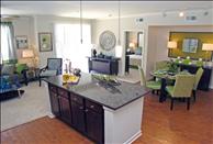 Denver - Cherry Creek - Colorado Pointe - Living/Dining Room