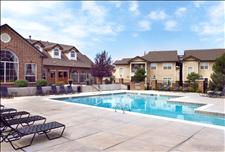 Denver - Airport - Parkfield - Swimming Pool