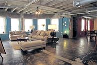 Uptown Square - Living Room