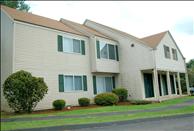 Briar Knoll Apts - Exterior
