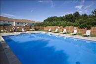 Briar Knoll Apts - Swimming Pool