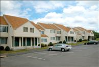 Briar Knoll Apts - Parking Area