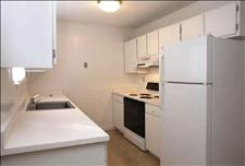 Hartford - Enfield - Fox Hill Apartments - Kitchen