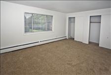 Hartford - Newington - Woodbridge Apartments - Living Room