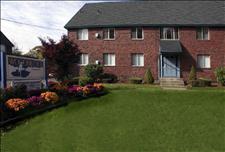 Hartford - Newington - Woodbridge Apartments - Exterior