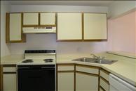 Auvers Village - Kitchen