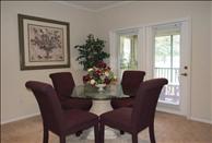 Avenue Royale - Living Room