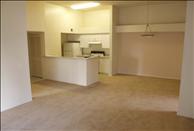 Barrington Place - Kitchen/Dining Room