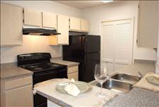 Jacksonville - Intercoastal - Country Club Lakes - Kitchen
